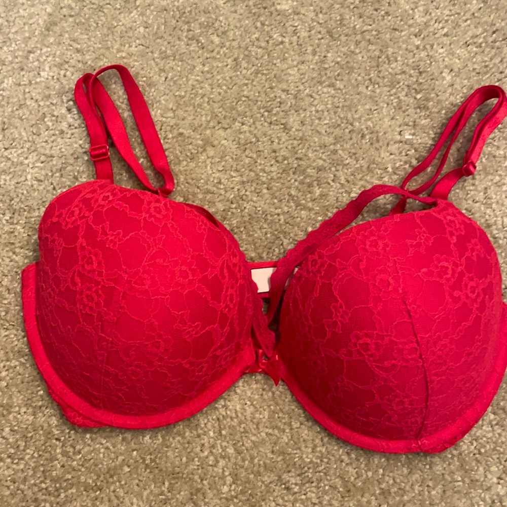 Victoria’s Secret Red Push up Bra 34DD
